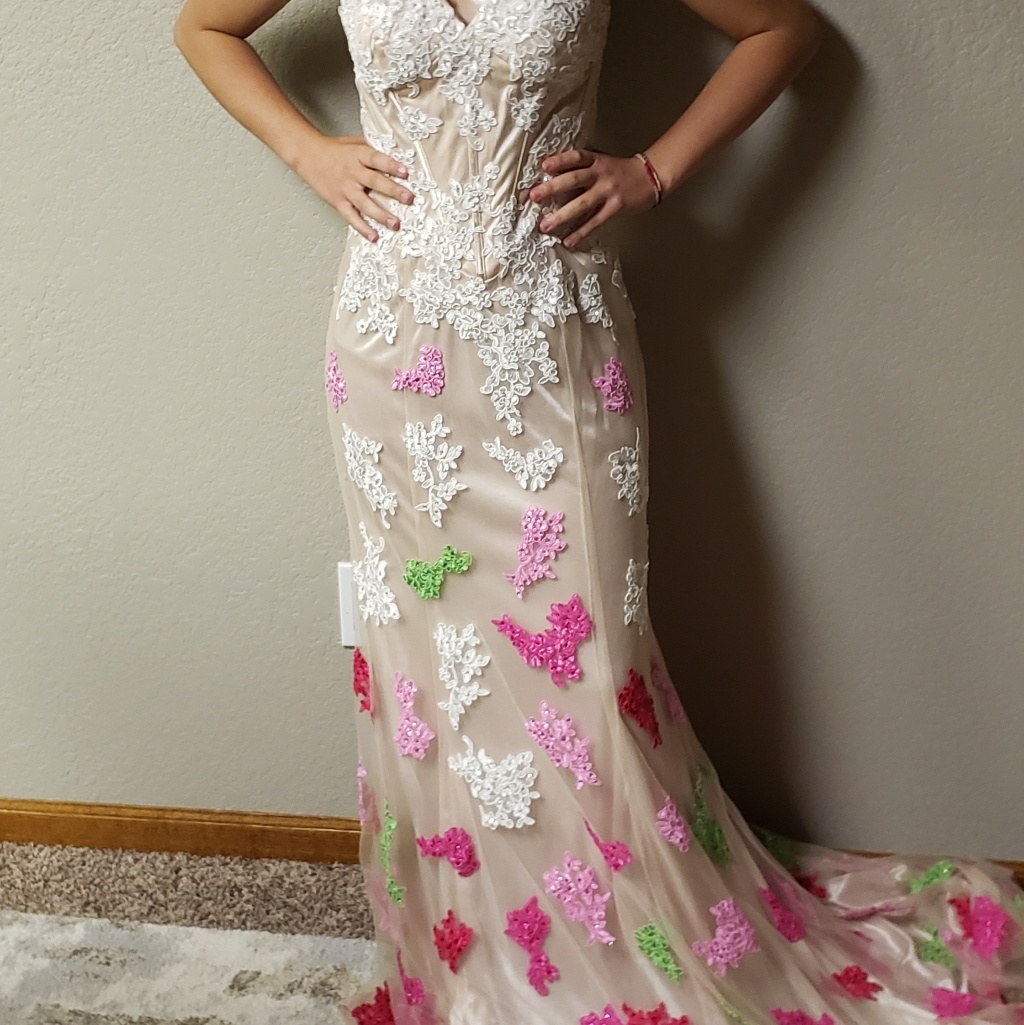 New Formal Nude/ Champagne Dress